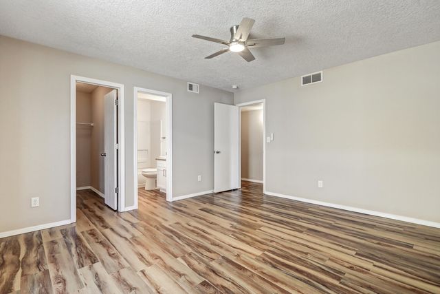 3774 Cattle Drive NE, Rio Rancho, NM 87144