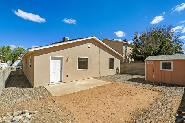 3774 Cattle Drive NE, Rio Rancho, NM 87144