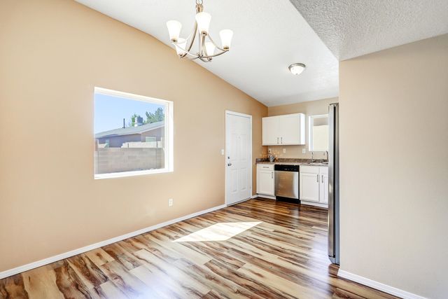 3774 Cattle Drive NE, Rio Rancho, NM 87144