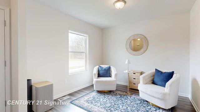 2294 Legacy Drive, Burton, MI 48519