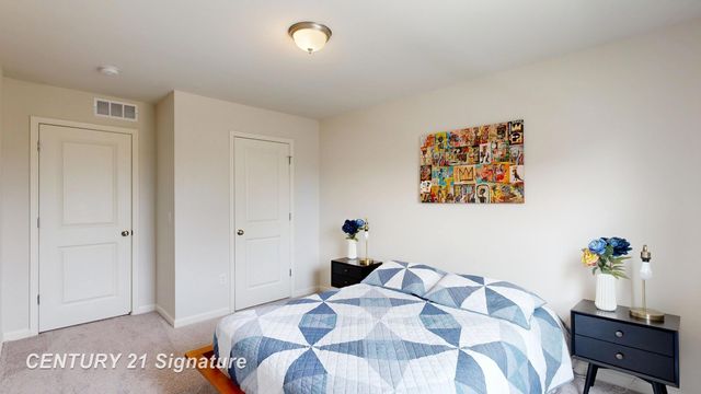 2294 Legacy Drive, Burton, MI 48519