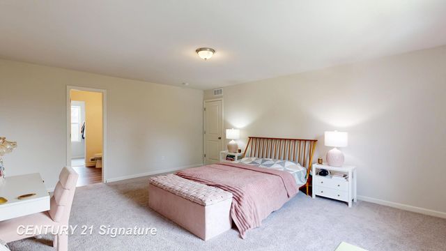 2294 Legacy Drive, Burton, MI 48519