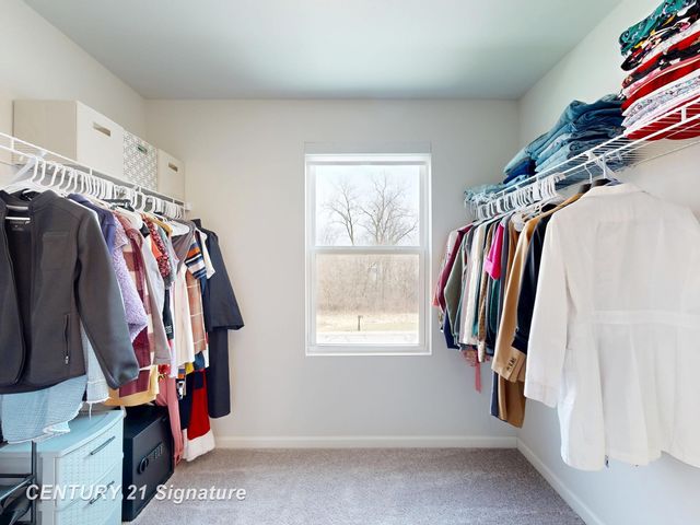 2294 Legacy Drive, Burton, MI 48519