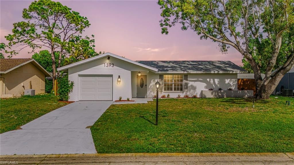 1393 White Cedar LN, NORTH FORT MYERS, FL 33917 — exterior