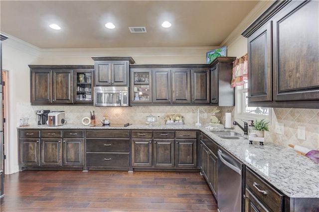 245 Lakeshore Drive, Jefferson, GA 30549