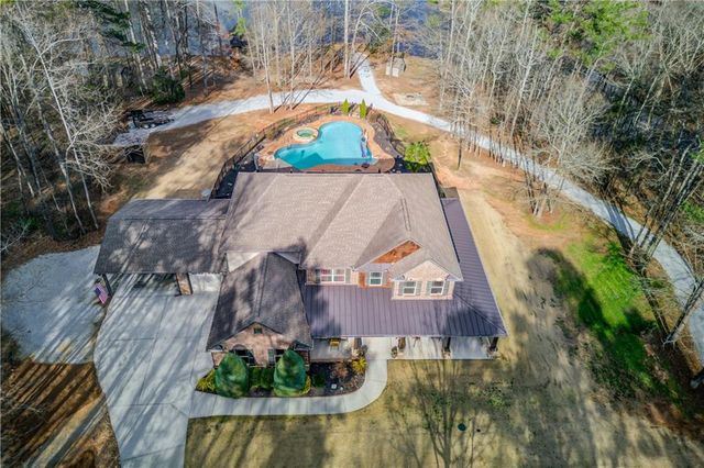 245 Lakeshore Drive, Jefferson, GA 30549