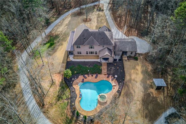 245 Lakeshore Drive, Jefferson, GA 30549