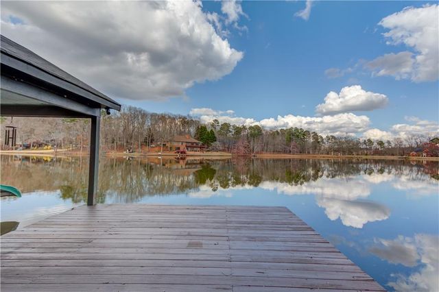 245 Lakeshore Drive, Jefferson, GA 30549