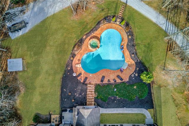 245 Lakeshore Drive, Jefferson, GA 30549