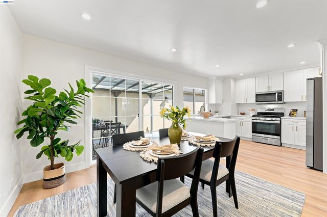 4270 Solar Cir, Union City, CA 94587