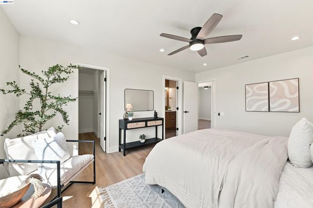 4270 Solar Cir, Union City, CA 94587