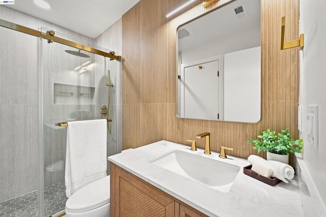 4270 Solar Cir, Union City, CA 94587