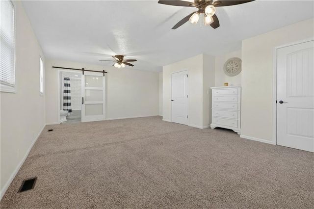 13388 S 1588 Road, Nevada, MO 64772