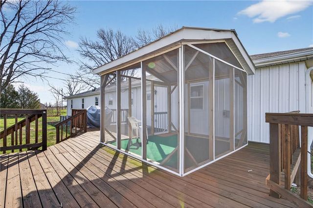 13388 S 1588 Road, Nevada, MO 64772