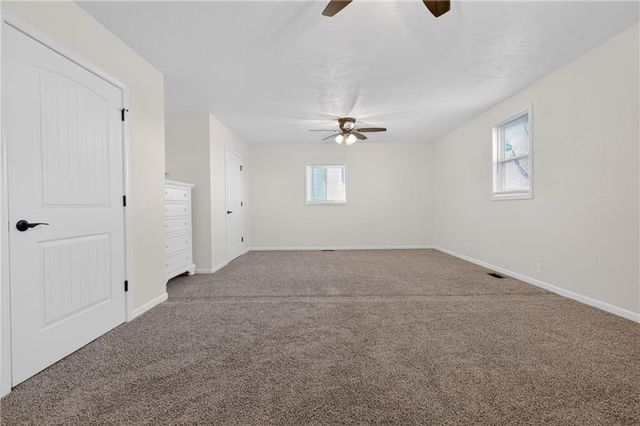 13388 S 1588 Road, Nevada, MO 64772