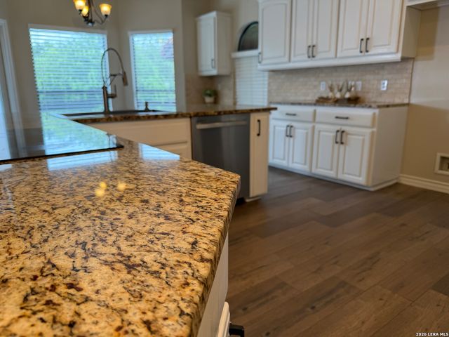 1202 Hymeadow, San Antonio, TX 78258
