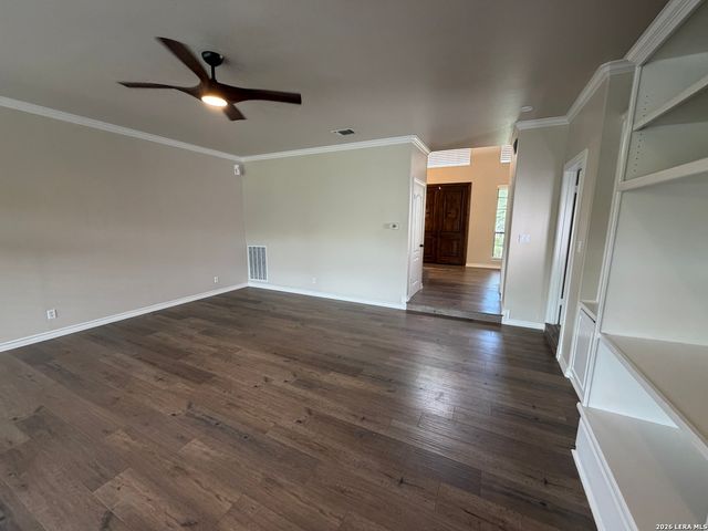 1202 Hymeadow, San Antonio, TX 78258