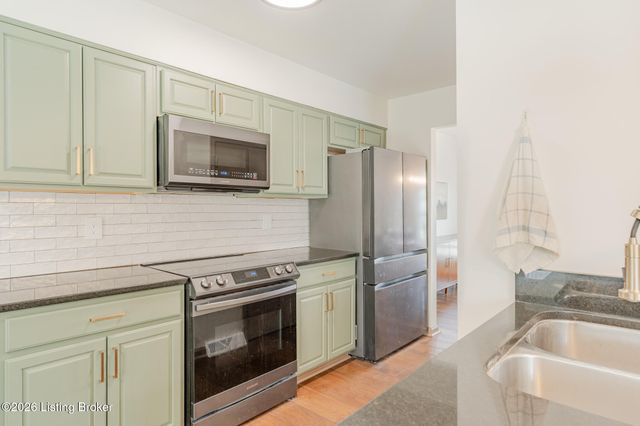 402 Acorn Ct, Elizabethtown, KY 42701