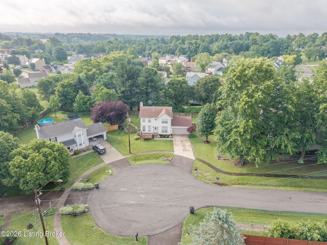 402 Acorn Ct, Elizabethtown, KY 42701