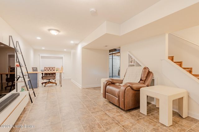 402 Acorn Ct, Elizabethtown, KY 42701