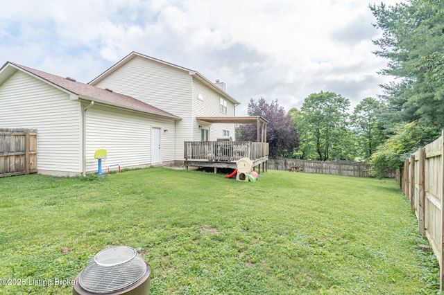 402 Acorn Ct, Elizabethtown, KY 42701