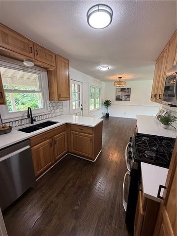 7600 E 130th Court, Grandview, MO 64030