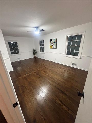 7600 E 130th Court, Grandview, MO 64030
