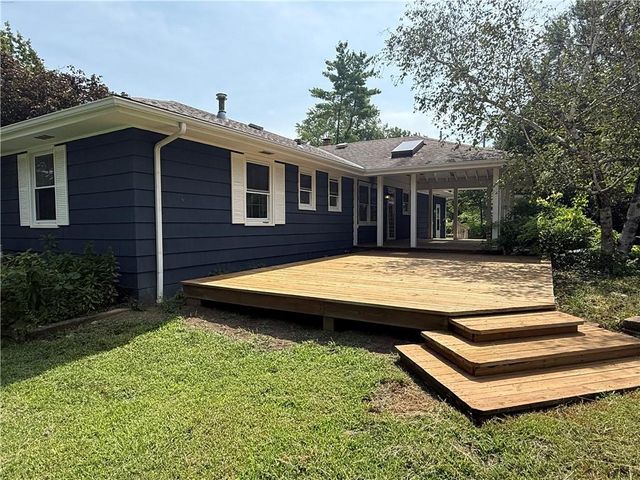 7600 E 130th Court, Grandview, MO 64030