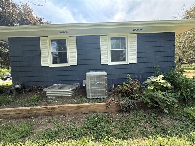 7600 E 130th Court, Grandview, MO 64030