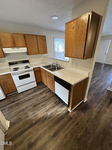 2938 Faversham Place, Raleigh, NC 27604