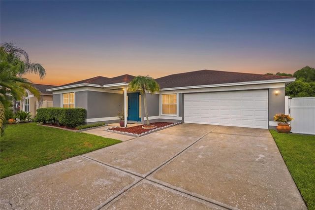 11026 STREAMSIDE DRIVE, Tampa, FL 33624