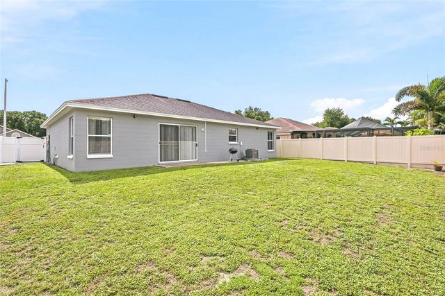 11026 STREAMSIDE DRIVE, Tampa, FL 33624