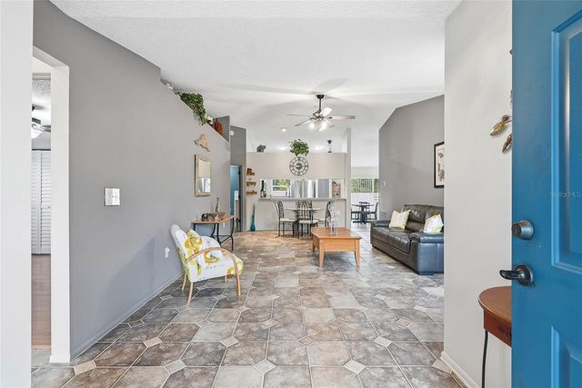 11026 STREAMSIDE DRIVE, Tampa, FL 33624