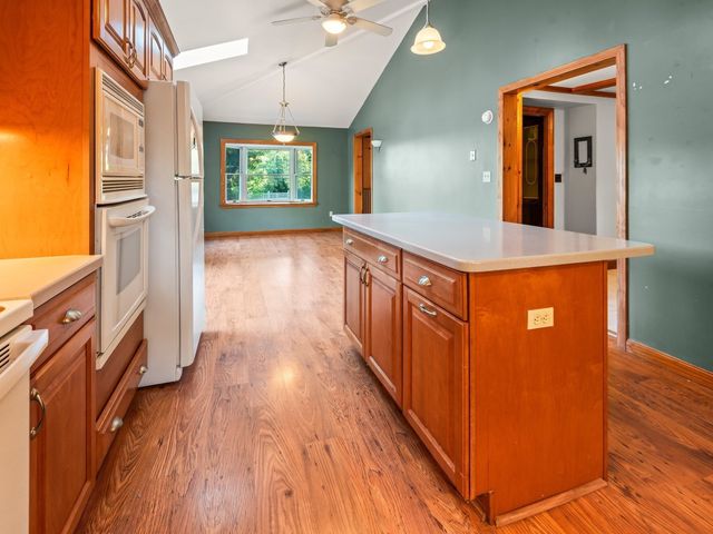 145 E Main St, Hopkinton, MA 01748