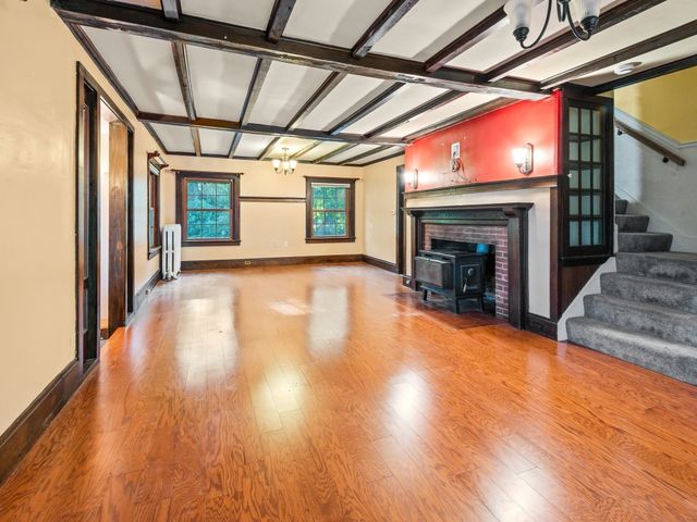145 E Main St, Hopkinton, MA 01748