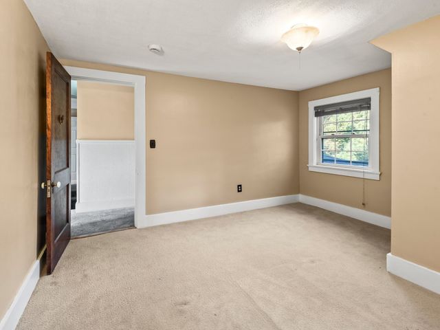 145 E Main St, Hopkinton, MA 01748