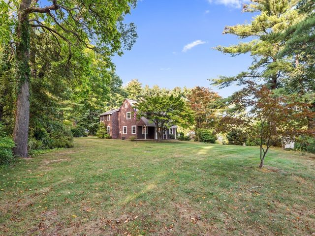 145 E Main St, Hopkinton, MA 01748