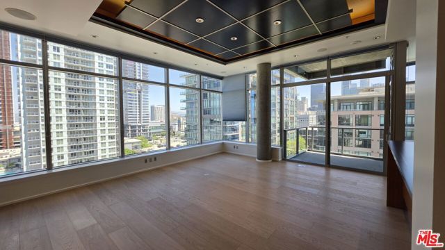 1155 S Grand Avenue 1316, Los Angeles, CA 90015