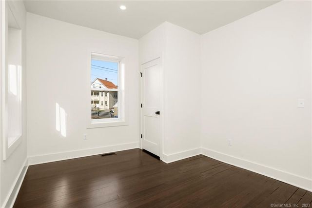 28 Congress Avenue C, Shelton, CT 06484