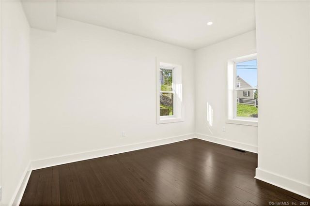 28 Congress Avenue C, Shelton, CT 06484