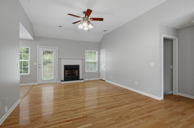 107 High Ridge Trl, Goodlettsville, TN 37072