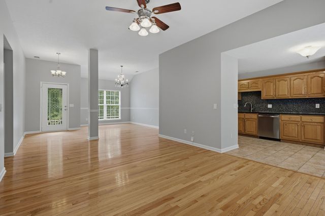 107 High Ridge Trl, Goodlettsville, TN 37072