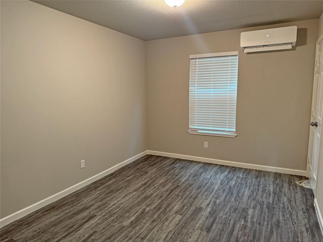 60 Acorn Lane Drive, Point Blank, TX 77364