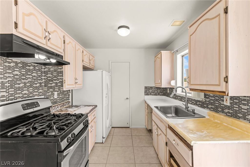 Image 12 of property listing at 3686 Longfellow Street, Las Vegas, NV 89115