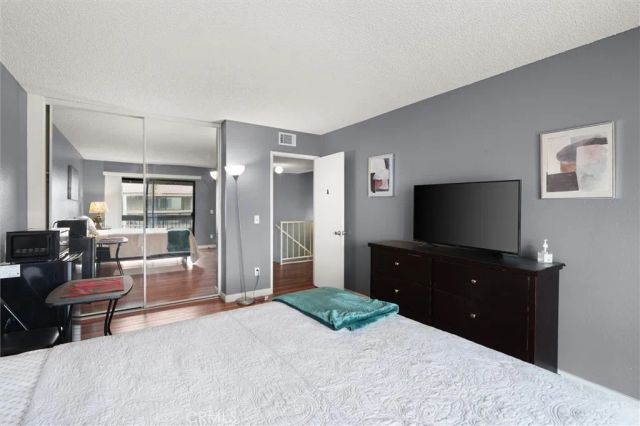 9274 Citrus Ave, Fontana, CA 92335