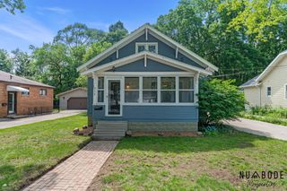 215 Williams Street, Spring Lake Vllg, MI 49456
