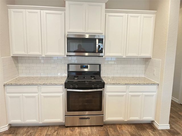 445 Blue Stem RD, New Braunfels, TX 78130