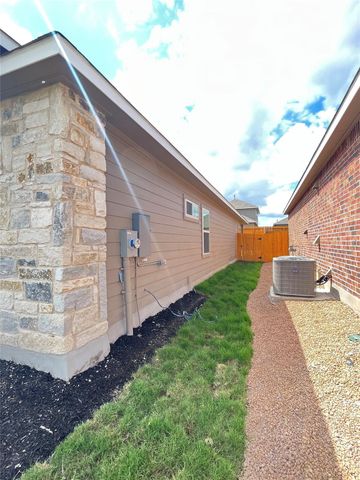 445 Blue Stem RD, New Braunfels, TX 78130