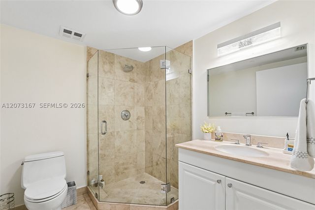 20201 E Country Club Dr 308, Aventura, FL 33180