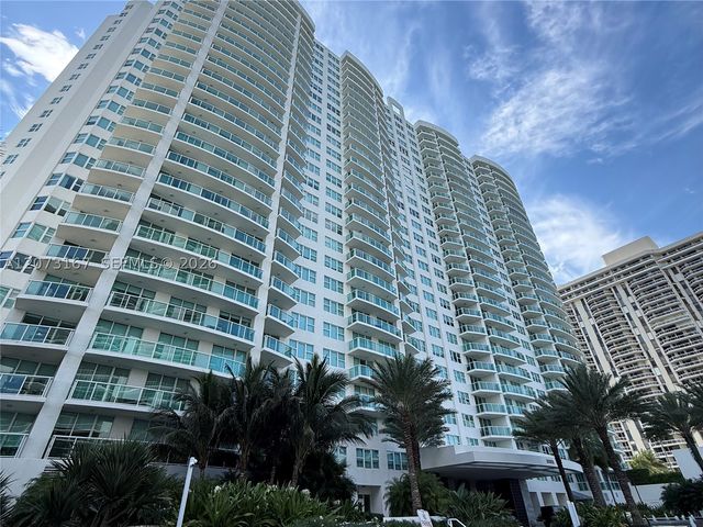 20201 E Country Club Dr 308, Aventura, FL 33180
